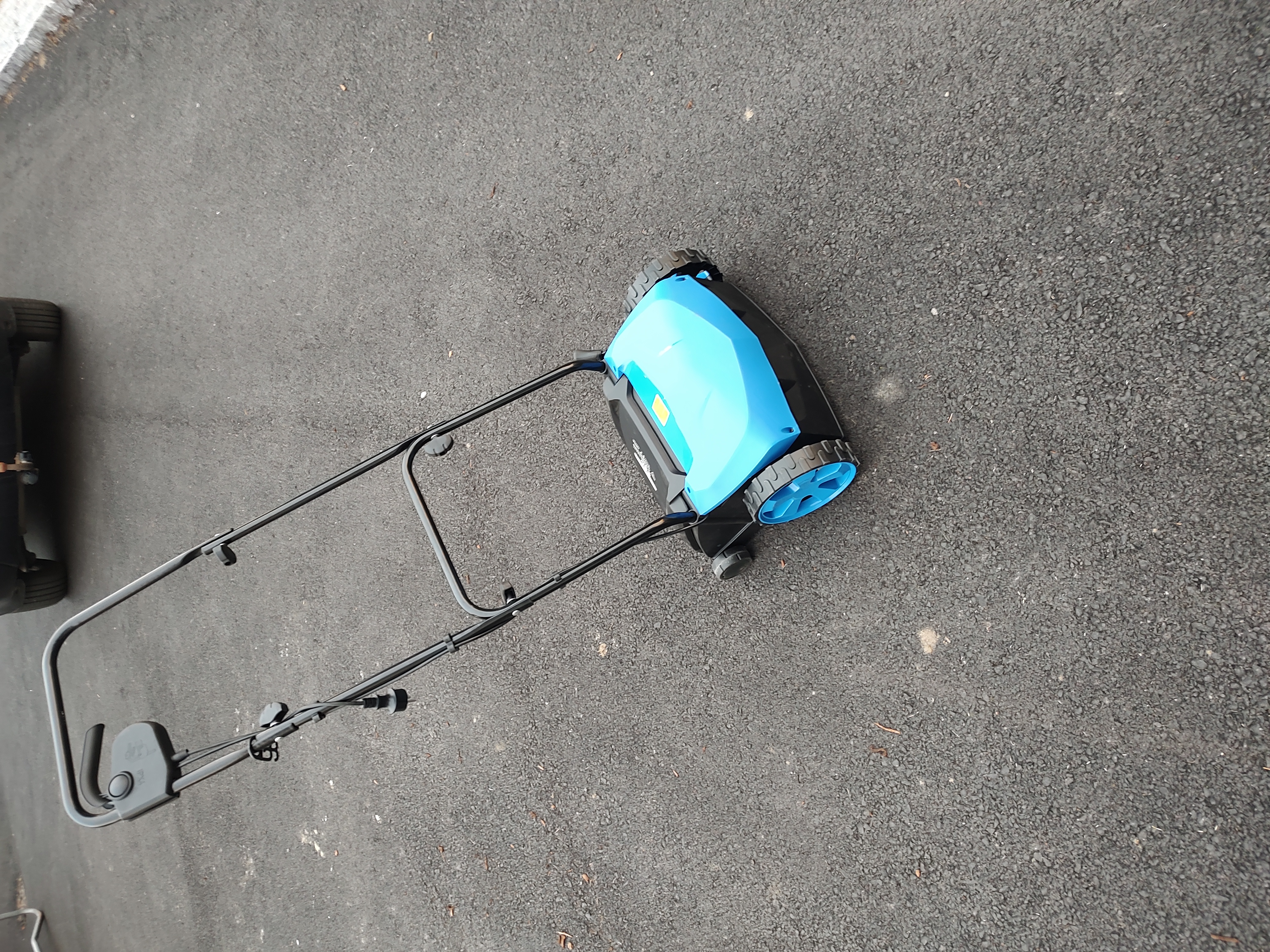 Vertikalskjærer/mosefjerner