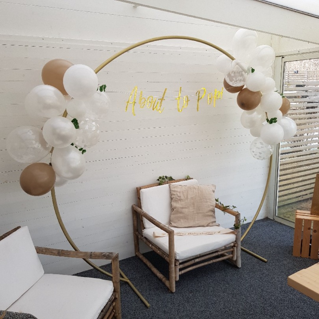 Rund båge till bröllop och fest 