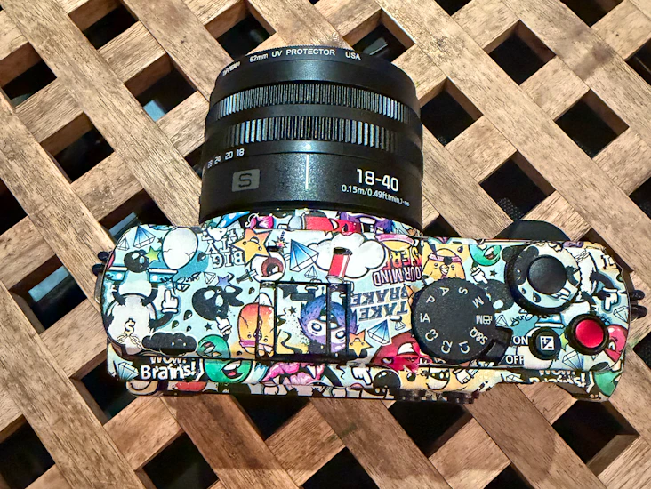 Panasonic lumix s9 & 18-40mm lens