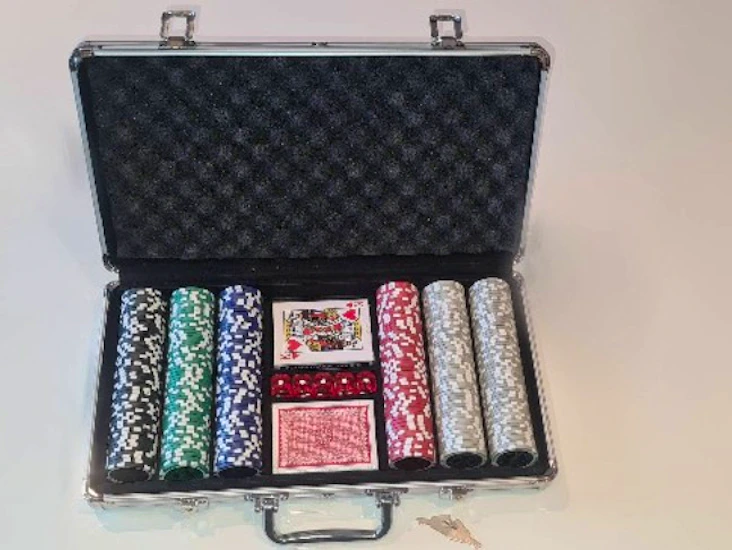 Perfekt pokersett for spillkvelden