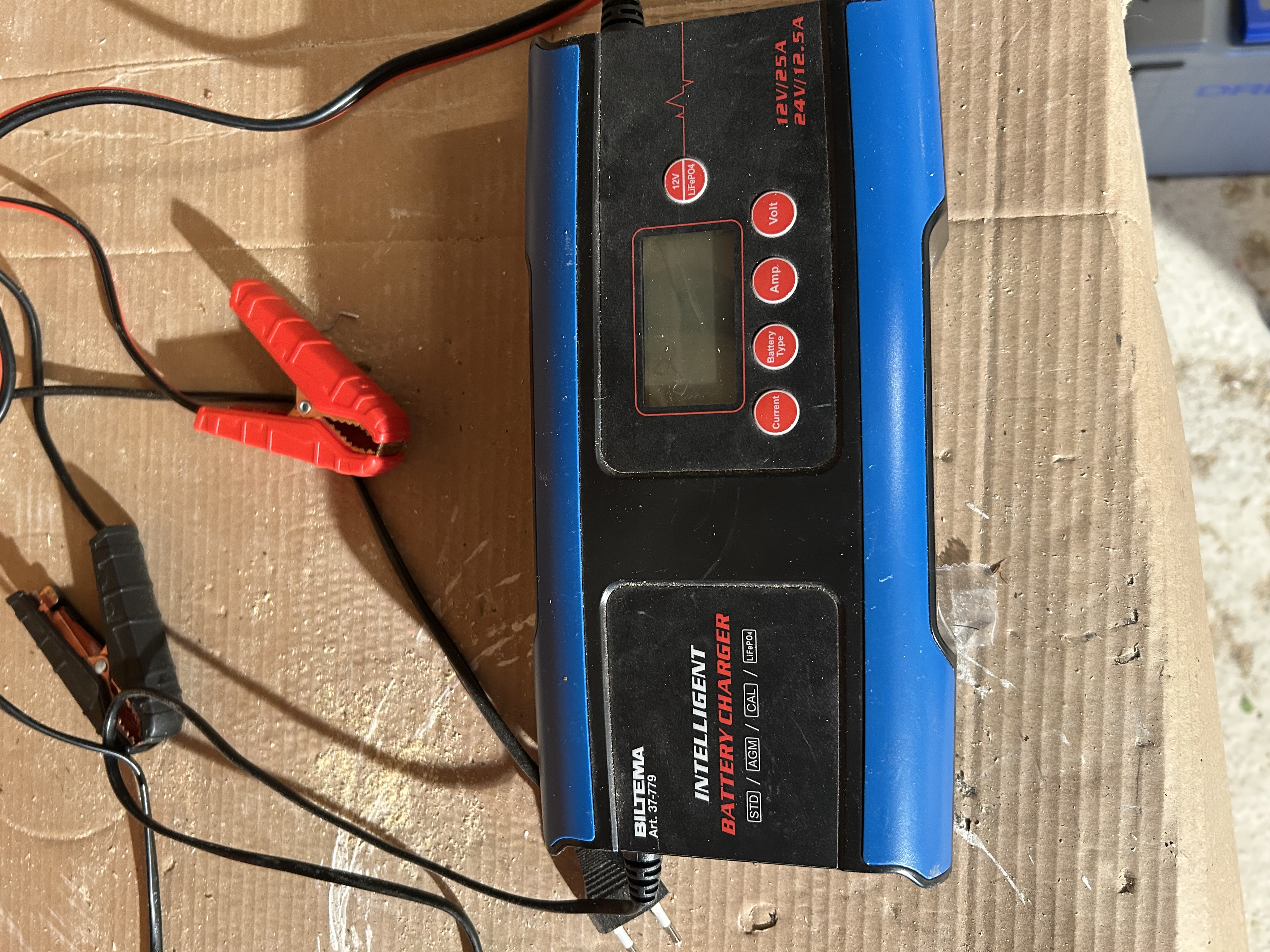 Batterilader 12/24v 25a