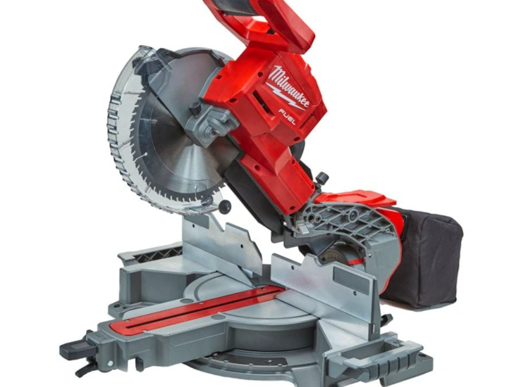 Milwaukee m18 kapp- og gjerdesag 18v