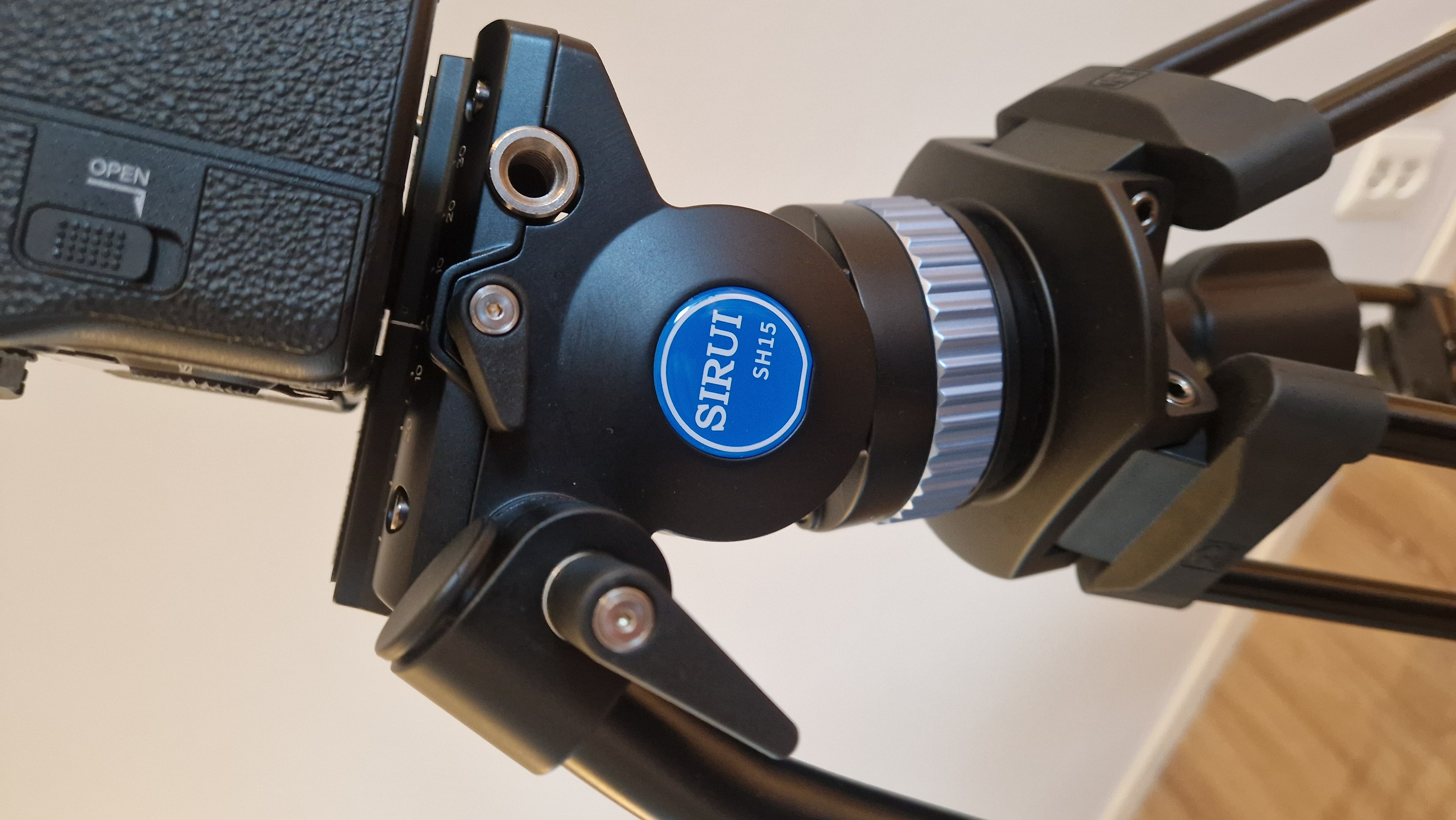 Videostativ sirui sh15