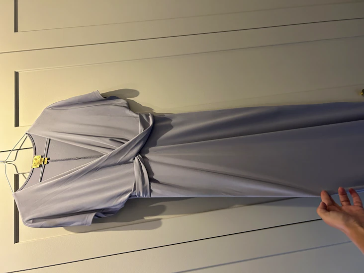 Grå elegant långklänning