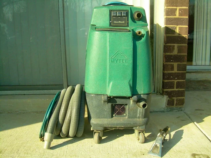 Professionell textiltvätt mytee hp100 grand prix med hetvatten