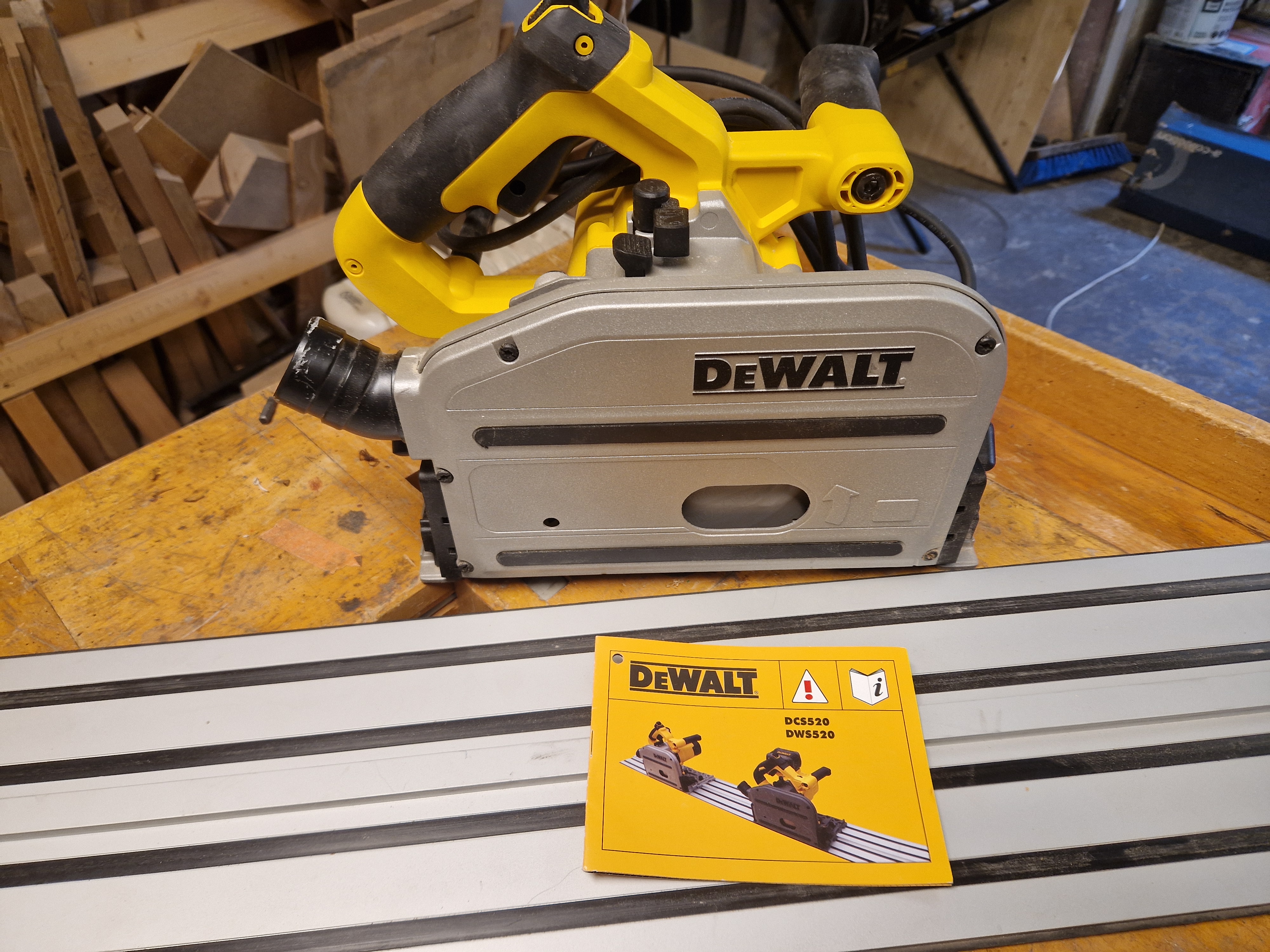 Dewalt dws520kt sänksåg med 120 cm styrskena