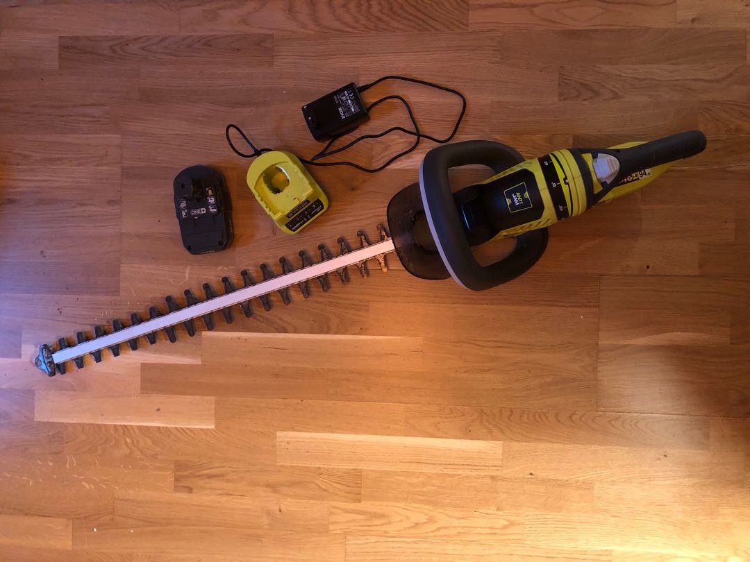Ryobi häcksax 