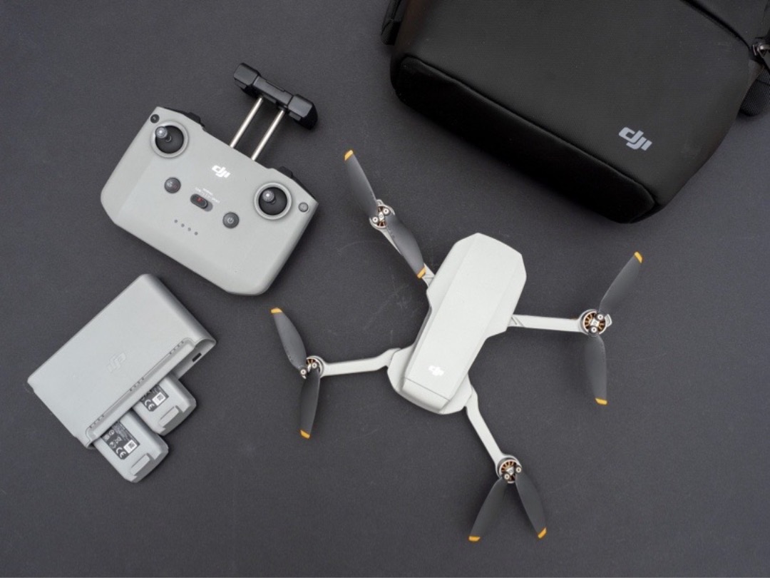 Dji mini 2 fly more combo drone