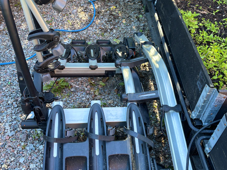 Cykelhållare thule velocompact 927 för upp till 4 cyklar 7-pin