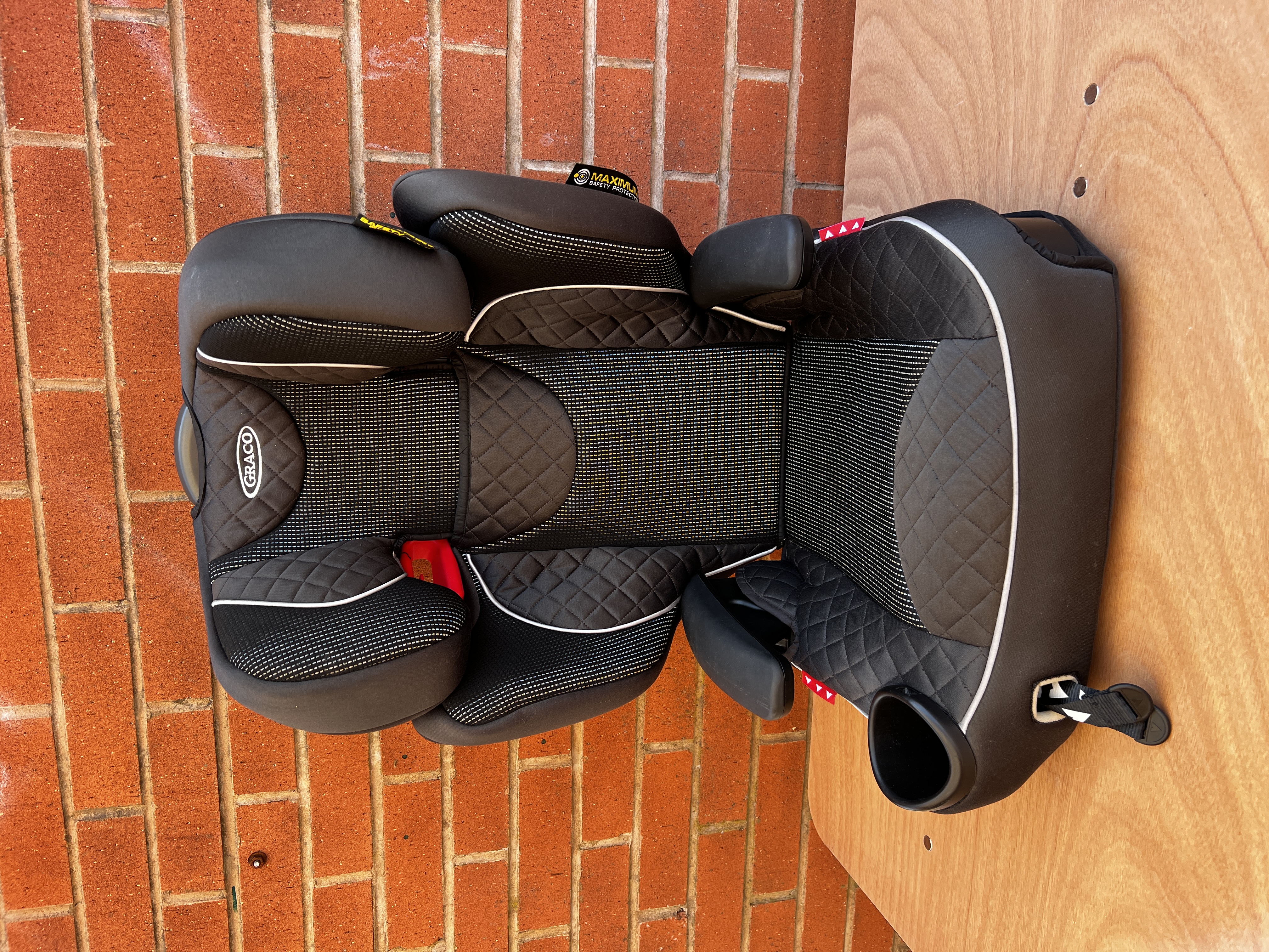 Graco child car seat hire (15–36kg) – group 2/3 booster seat