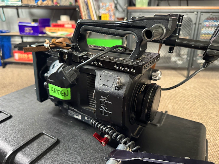 Sony fs7 + metabones ef + hard case