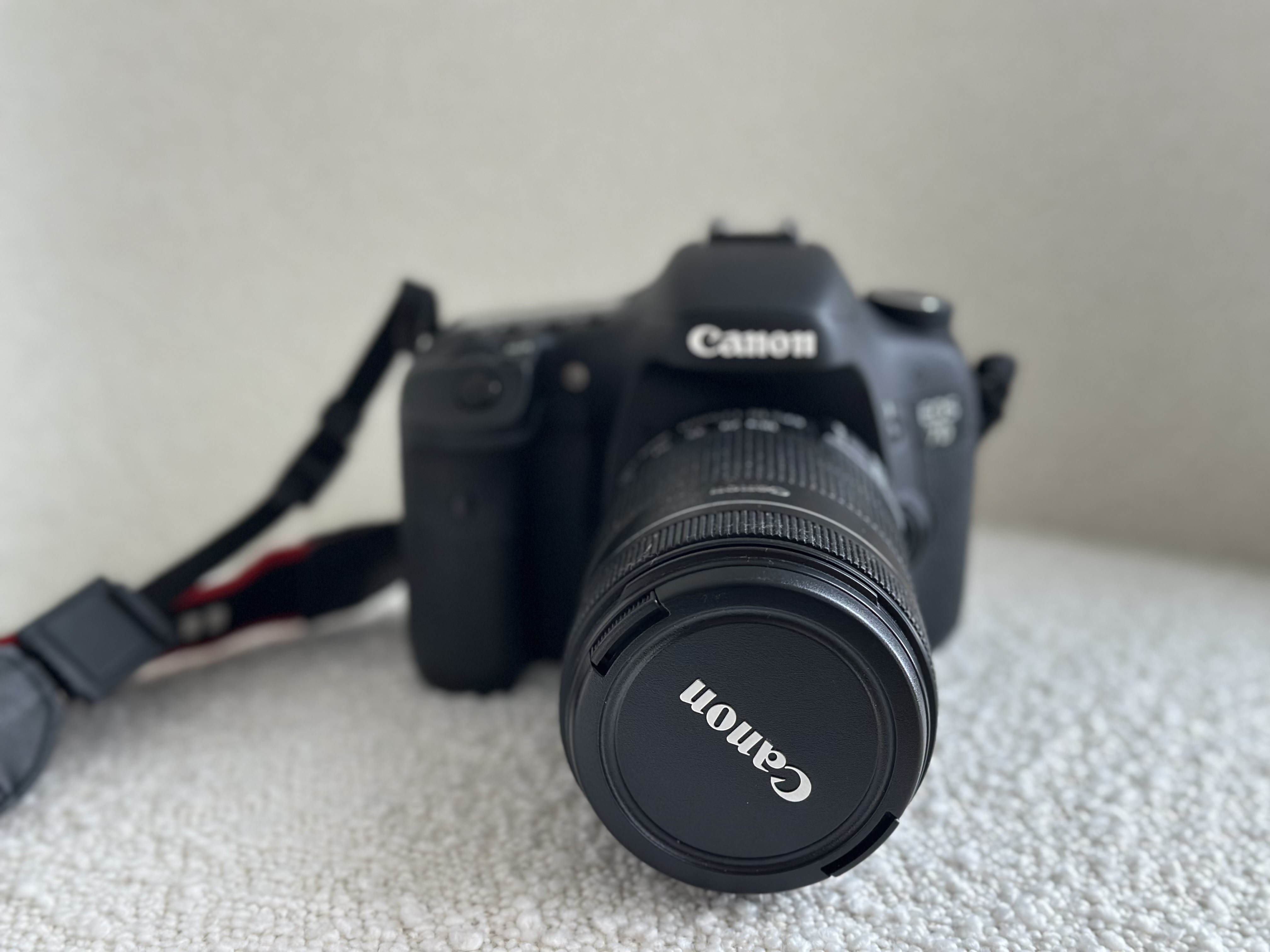 Canon eos 7d dslr camera + lens & accessories