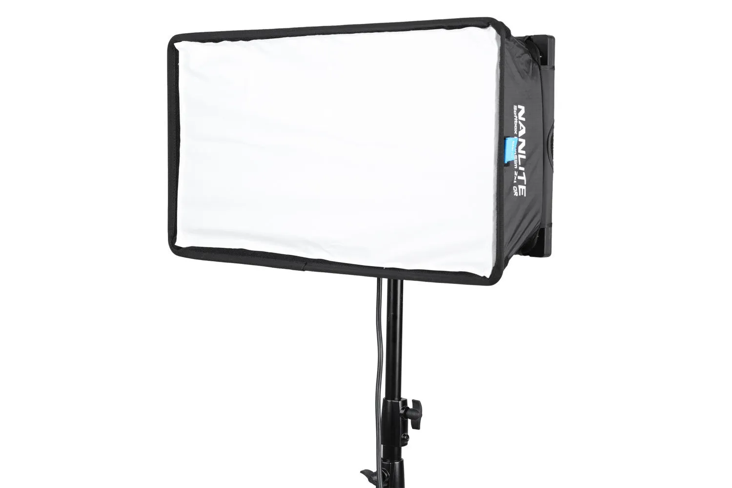 Nanlite pavoslim 120c led light