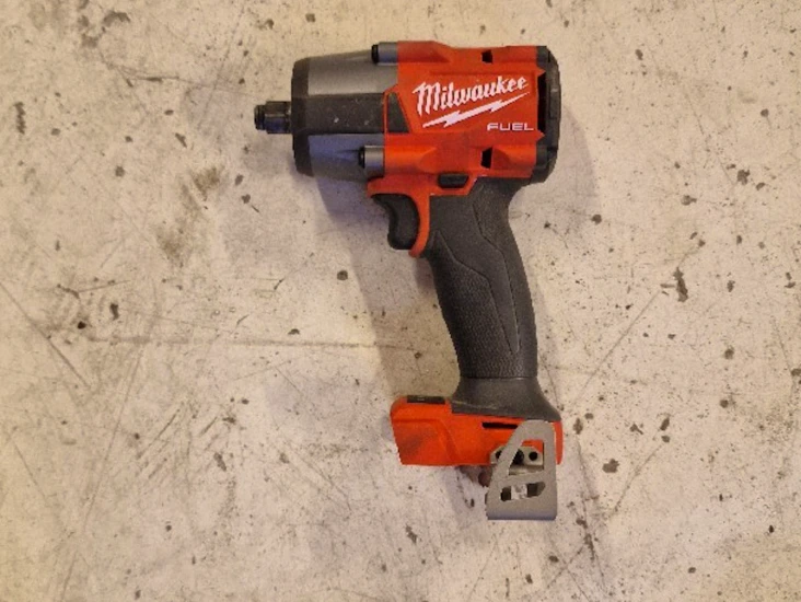 Milwaukee m18 mutertrekker