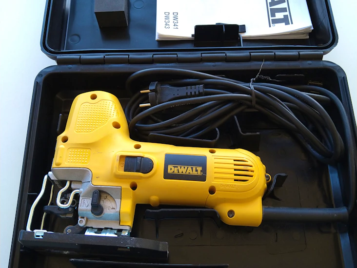 Smidig sticksåg dw343, 550 watt, 4 meter kabel