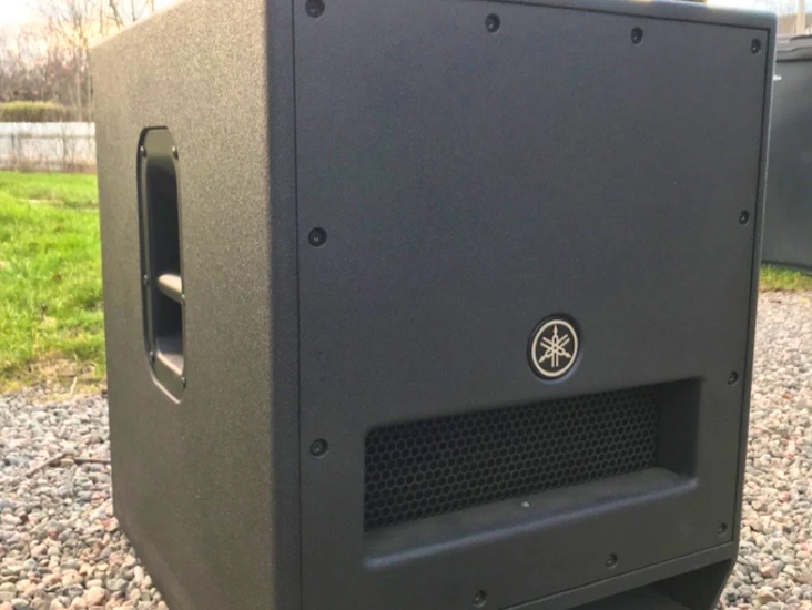 Subhögtalare - yamaha dxs15