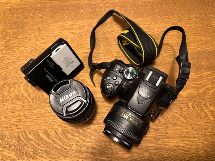 Nikon d5300 m. 2 objektiv + minnebrikke 64gb