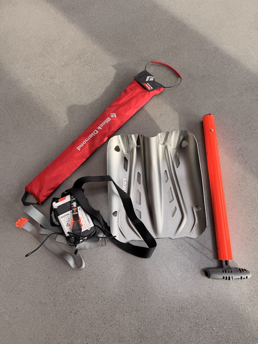 Skredpakke med mamut barryvox 2 og alugator spade