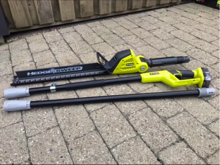 Ryobi one batteridriven häcksax med teleskop