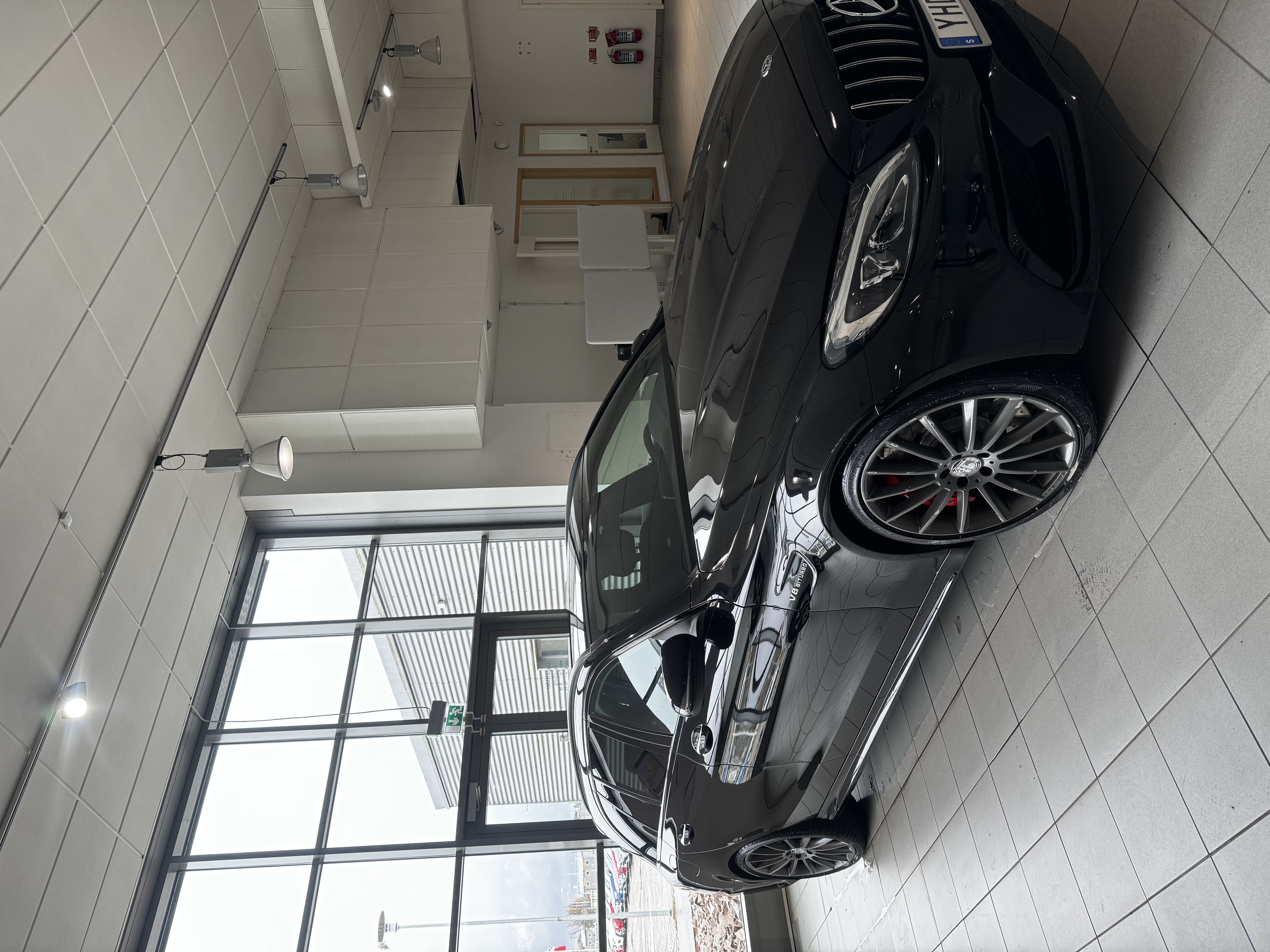 Mercedes c63 uthyres