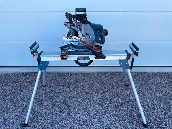 Bosch professional kap-/gersåg + stativ