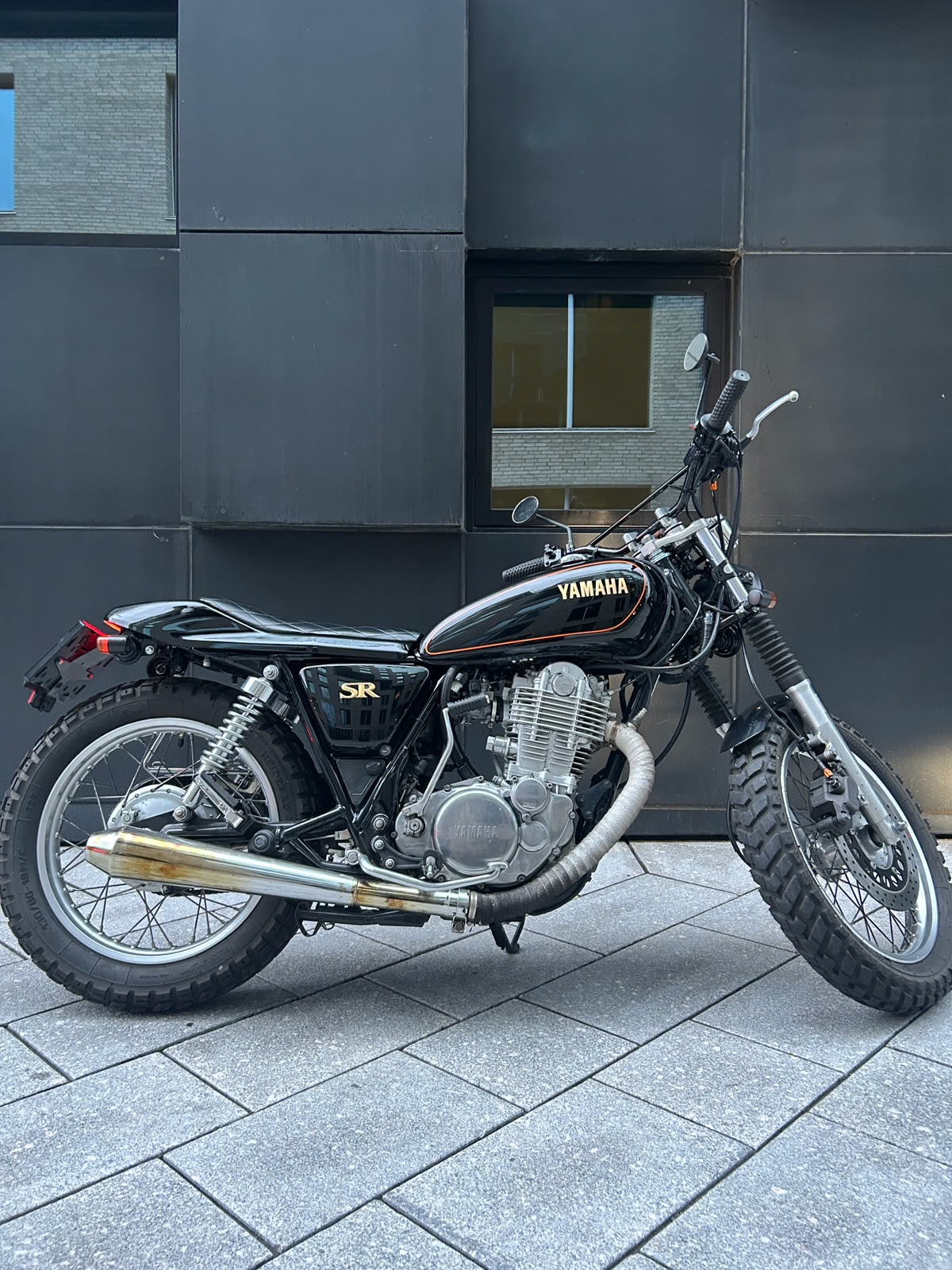 Yamaha sr400