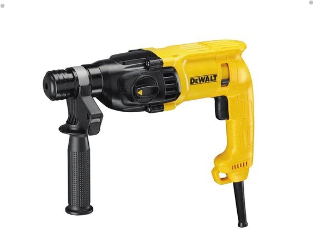 Slagborrmaskin dewalt (sladd) o många borrar