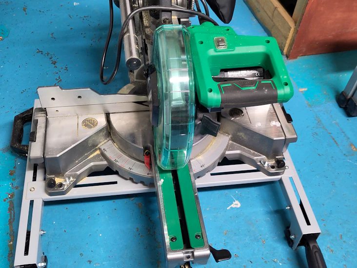 Kapp- & gjærsag med stativ