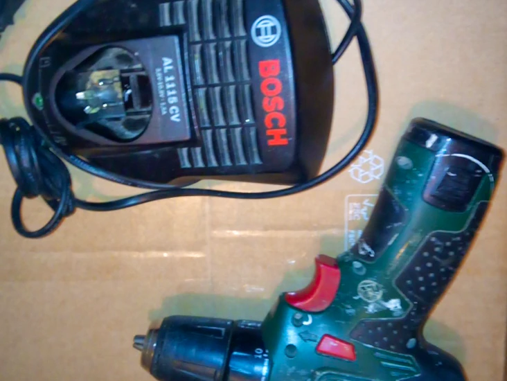 Akkuporakonesetti bosch