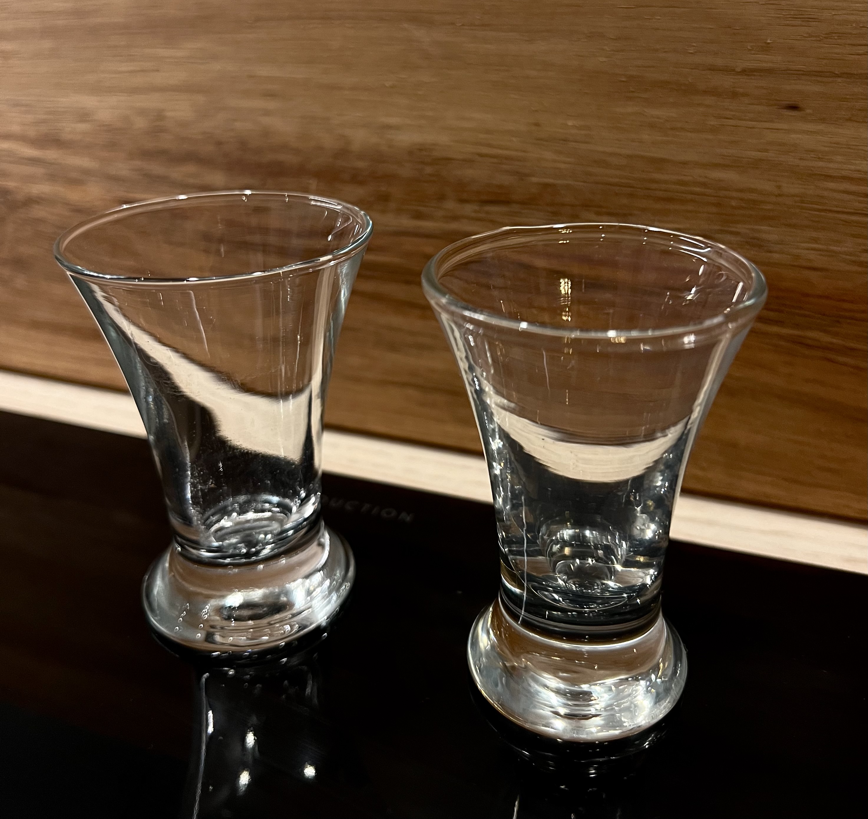 Shot glass 