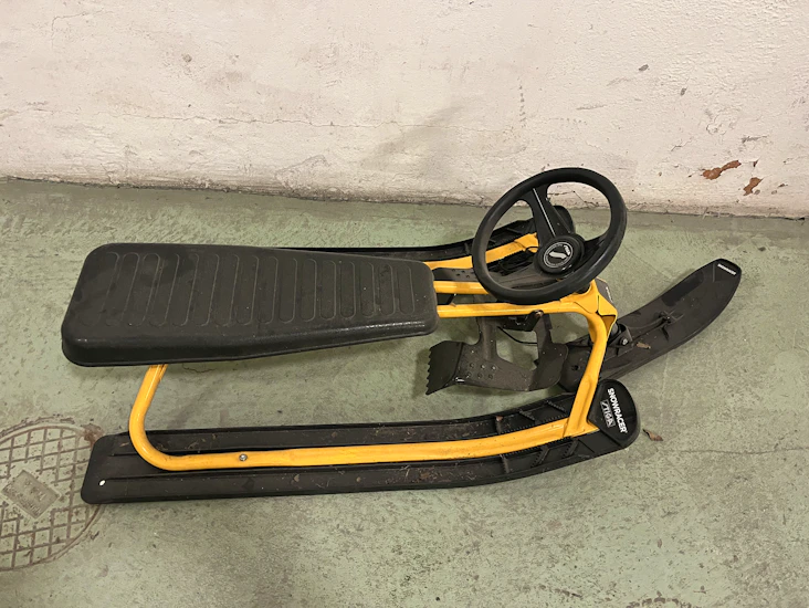 Stiga snowracer – klassisk rattkälke