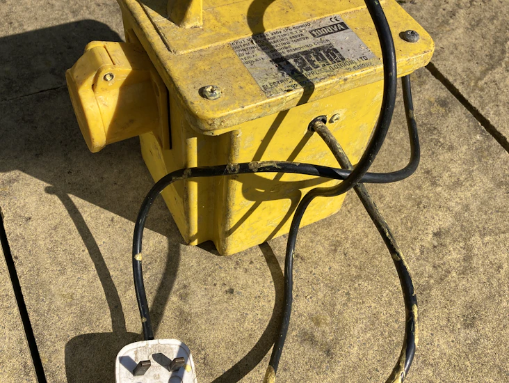 240v to 110v transformer