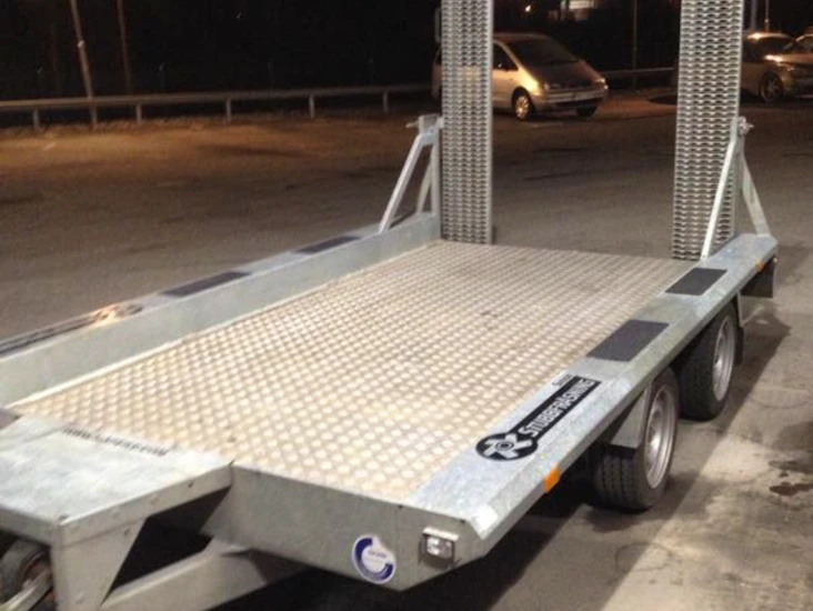 Släpvagn/maskintrailer
