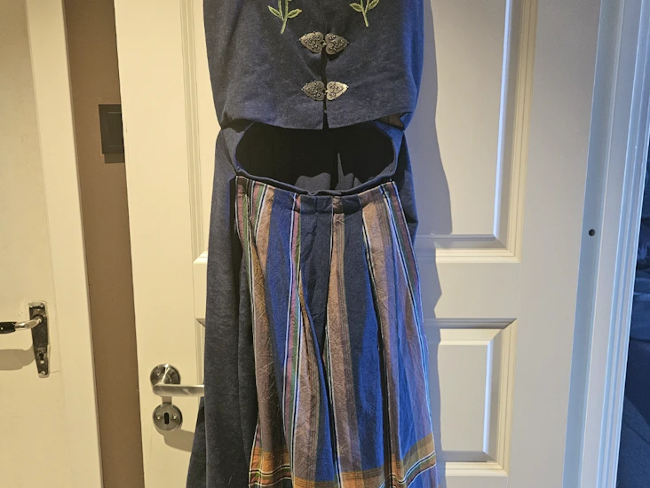 Nordlandsbunad barn 8-10 år