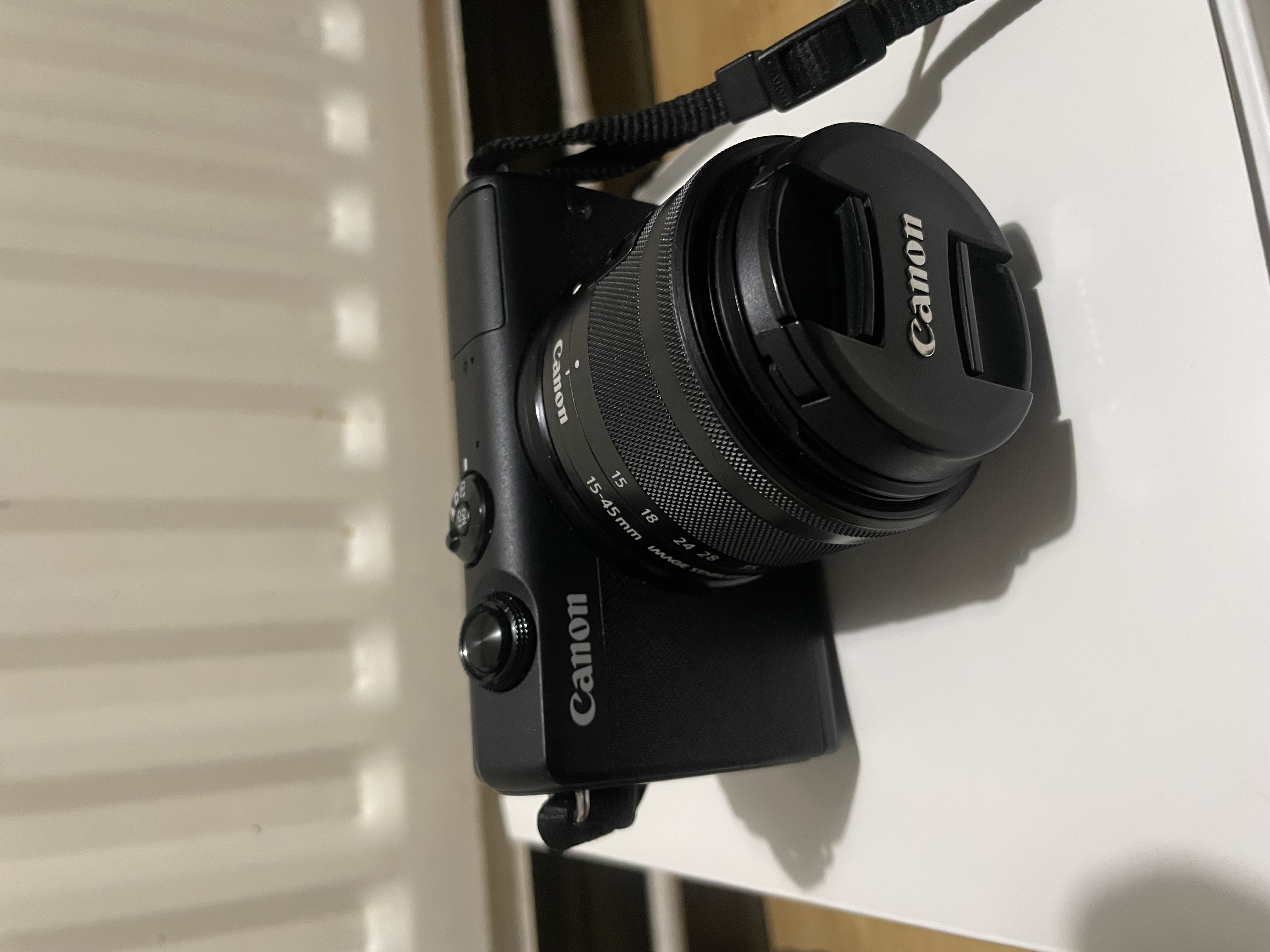 Canon eos m200 camera