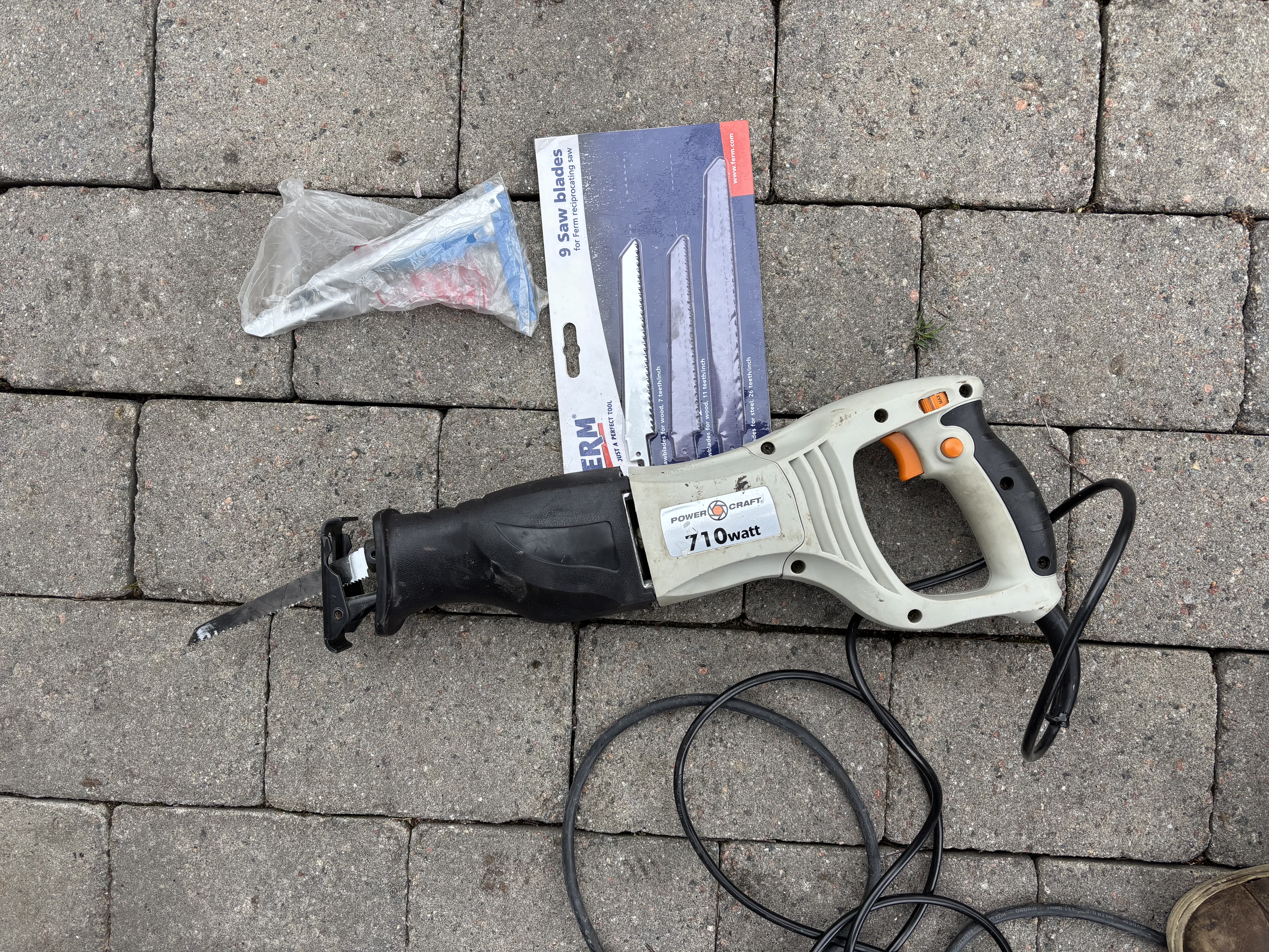 Tigersåg/bajonettsåg