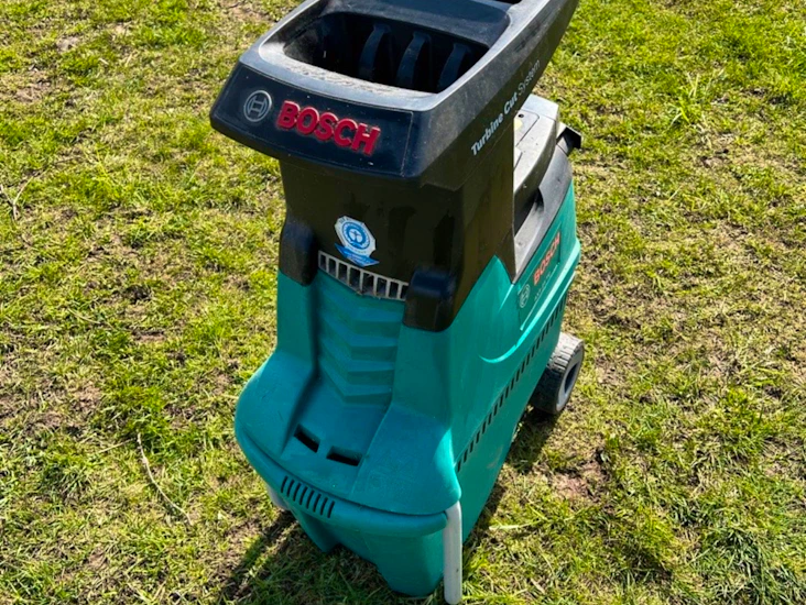 Kompostkvarn bosch turbine cut (sankt olof)