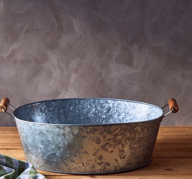 Galvanised steel drinks tub
