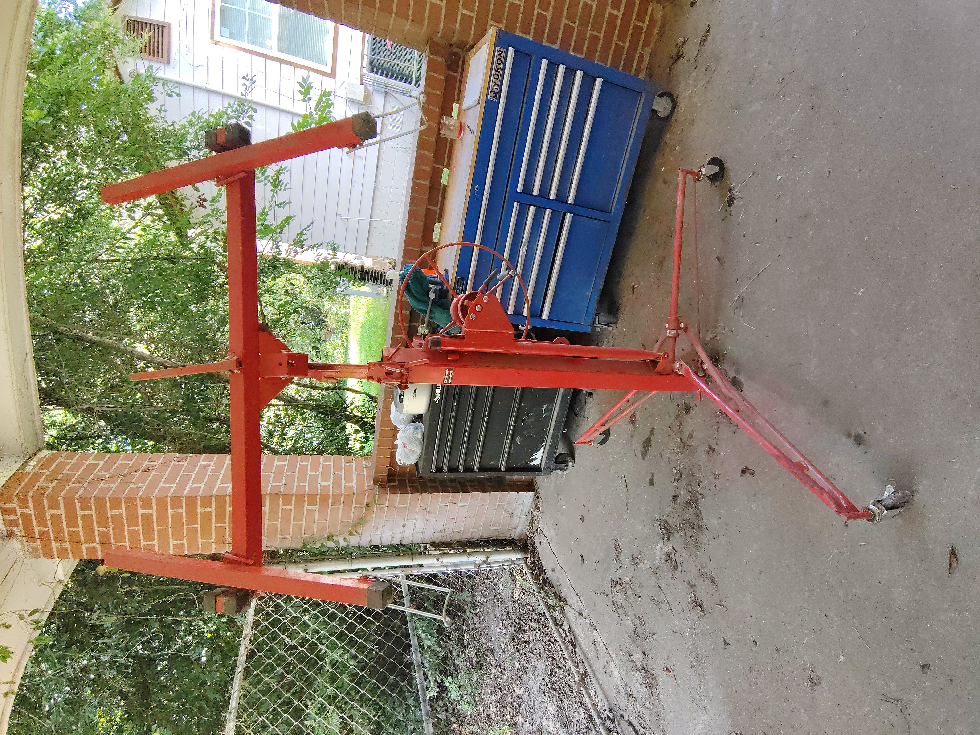 Drywall/panel hoist