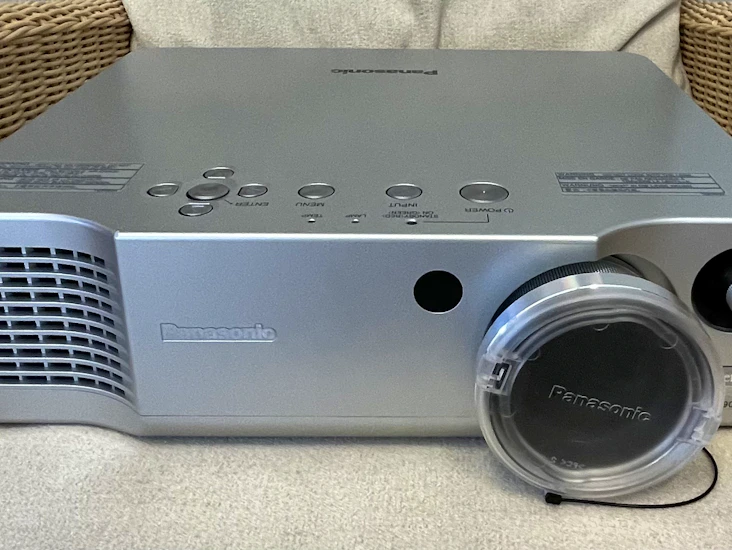 Panasonic projektor