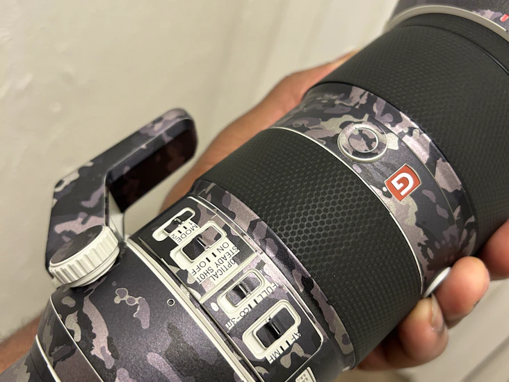 Sony 70-200mm f/2.8 g master oss e-mount full-frame telephoto zoom lens