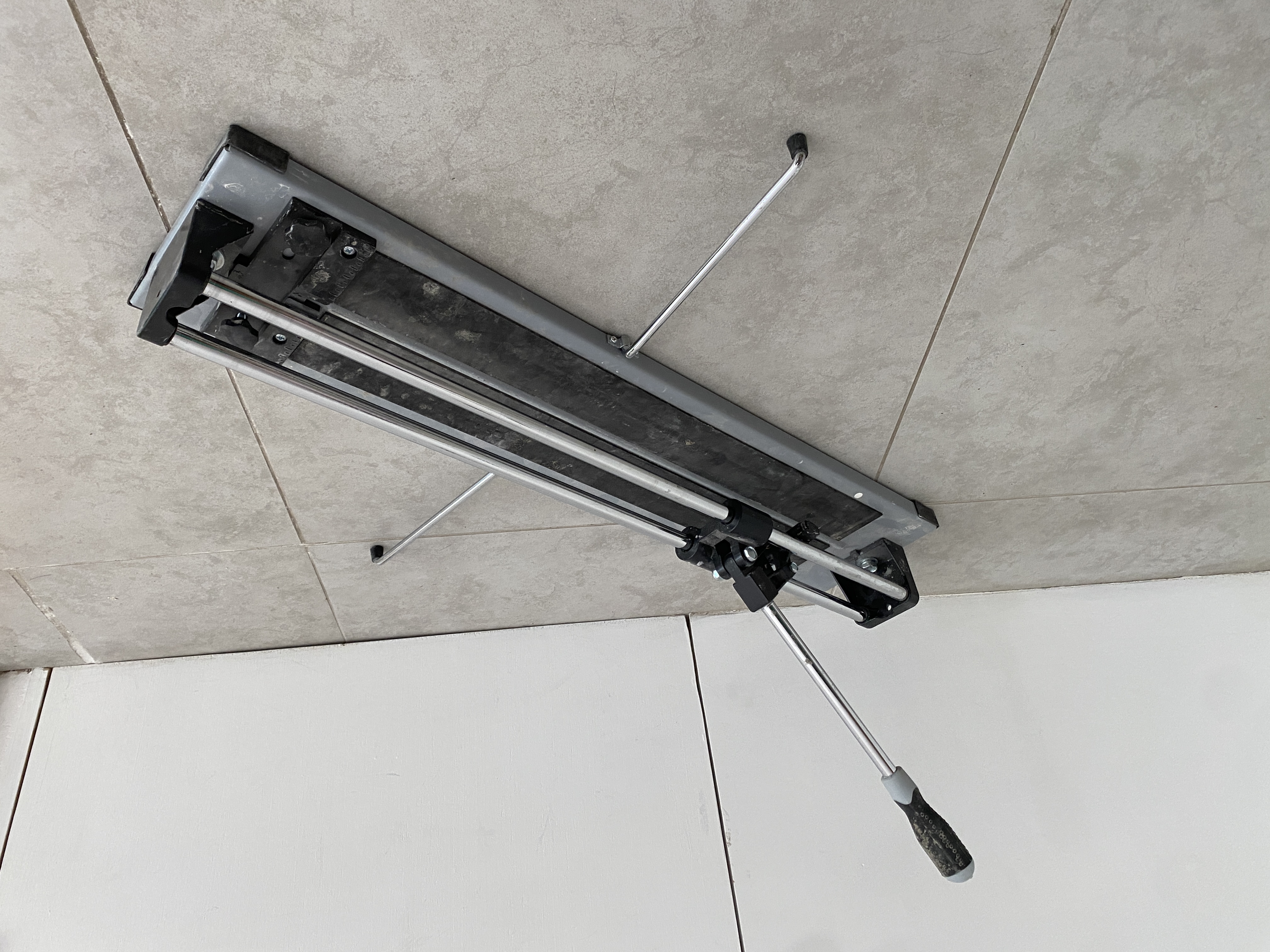 Tile cutter - manual up to 600mm