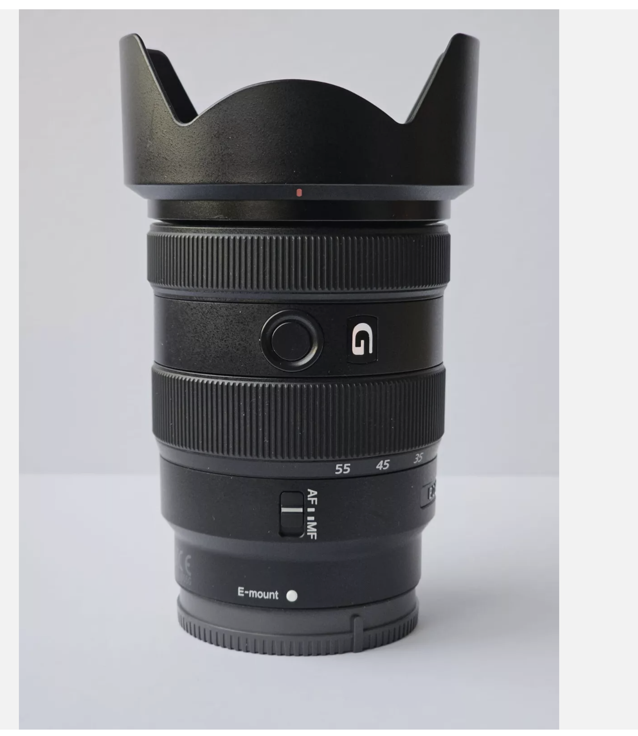 Sony 16-55mm f/2.8 g zoom lens (apsc e mount)