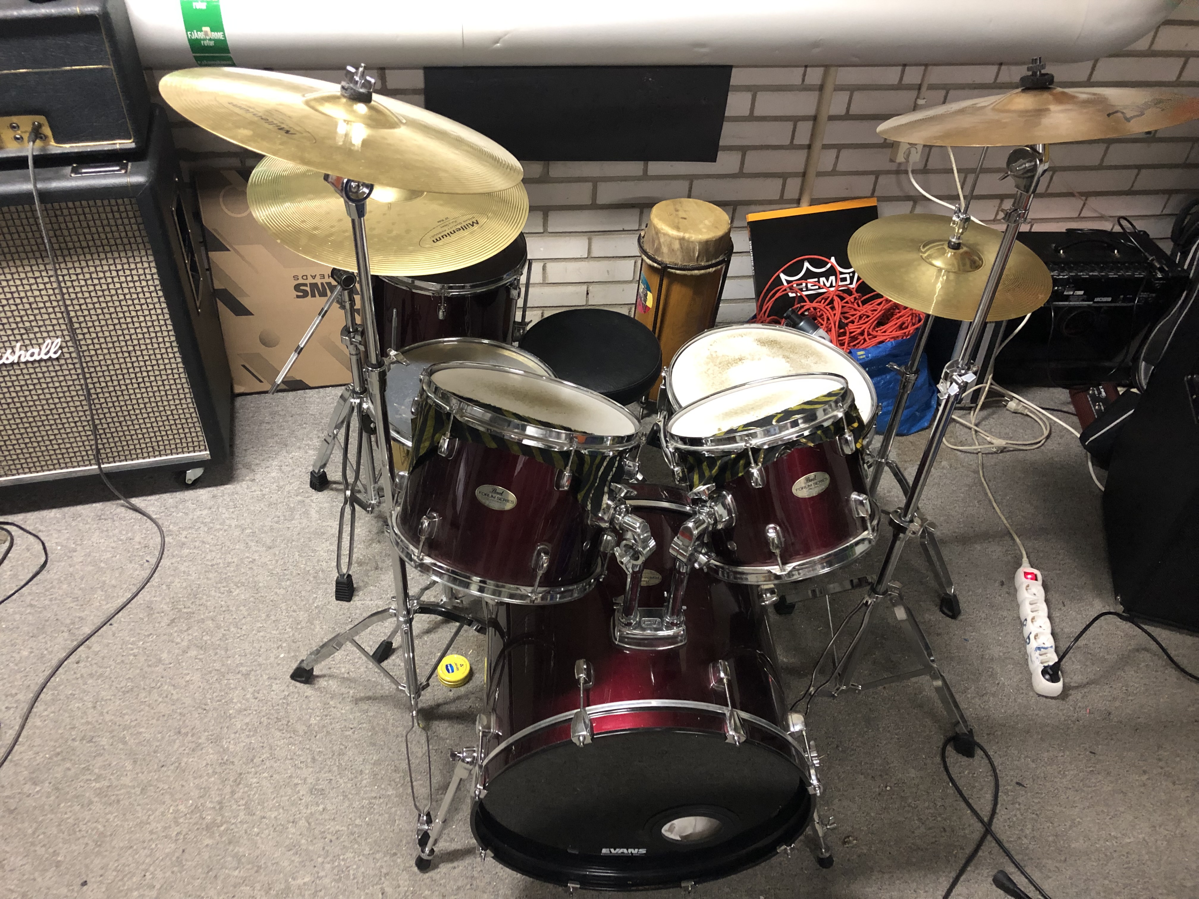 Cymbaler till trumset