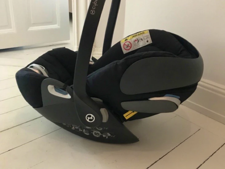 Cybex cloud z i-size
