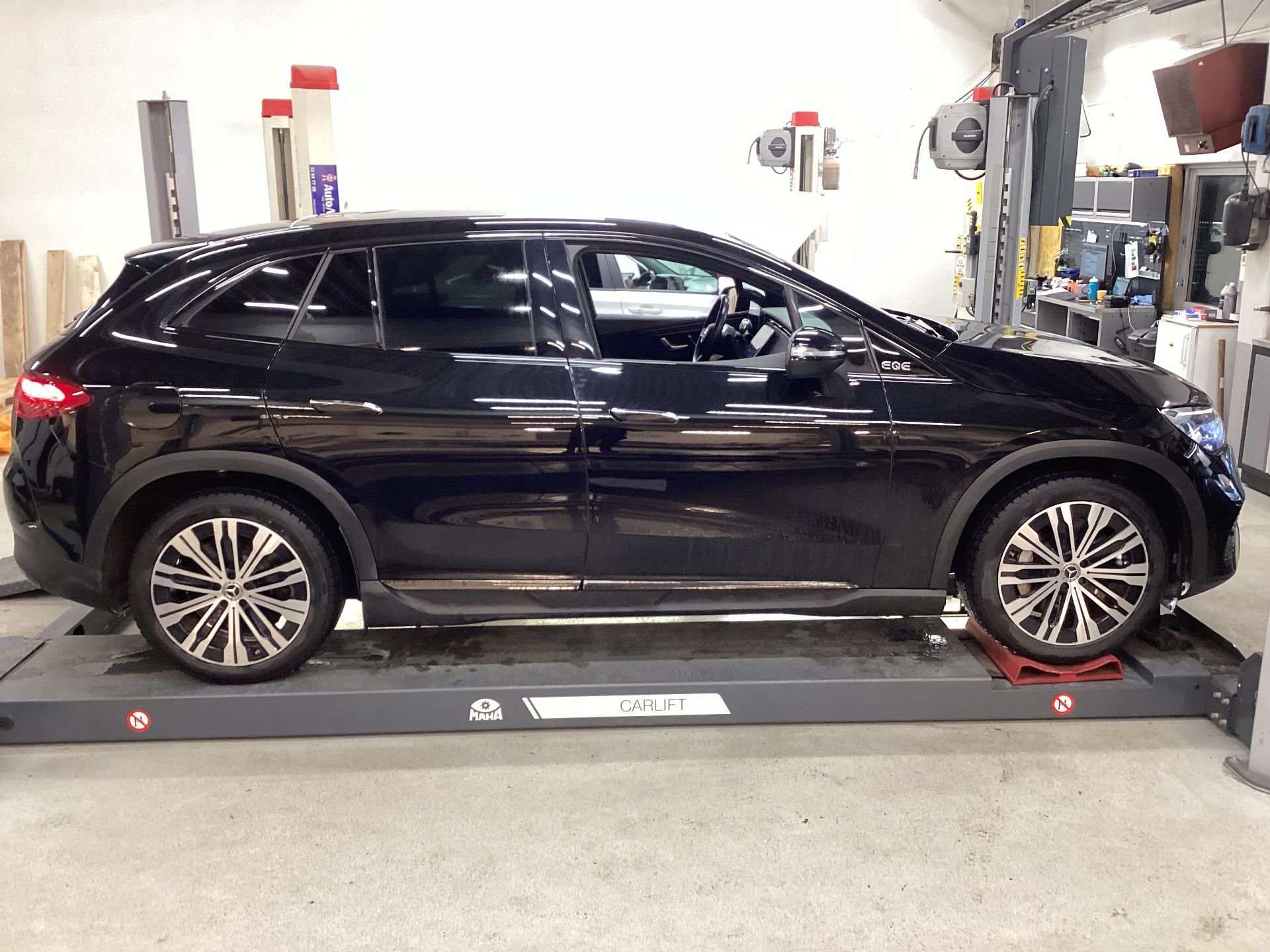 Mercedes-benz eqe suv 350 4matic (2024)
