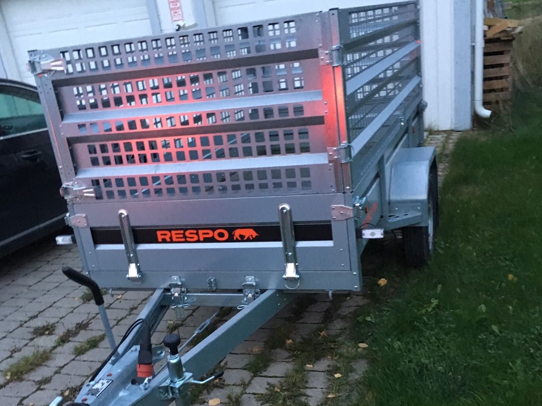 Respo 1000kg med nätgrindar