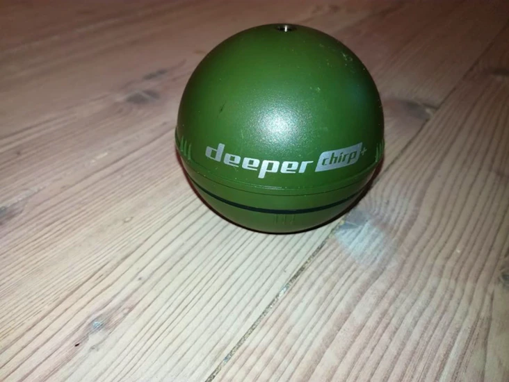 Deeper chirp + sonar ekkolodd