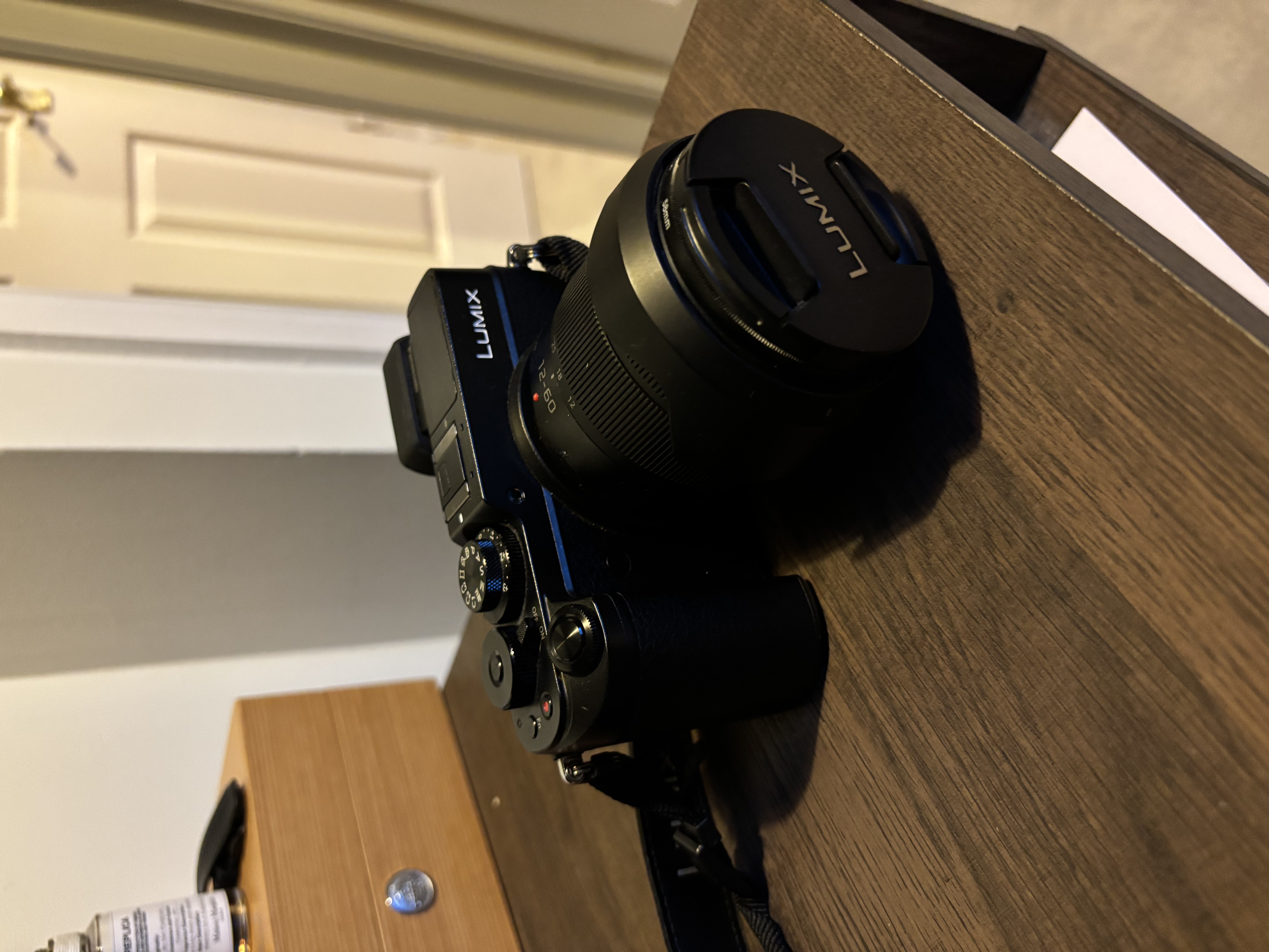 Panasonic lumix  dmc-gx8 (20.3-megapixel mirrorless camera)