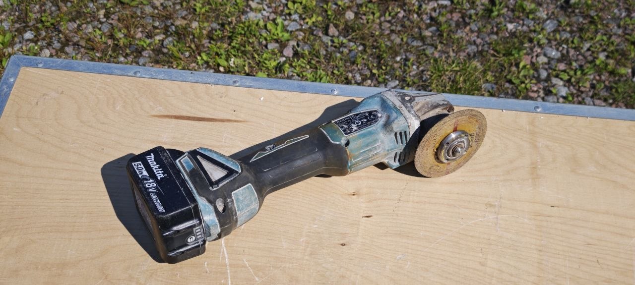 Makita dga506 18v vinkelslip 125 mm